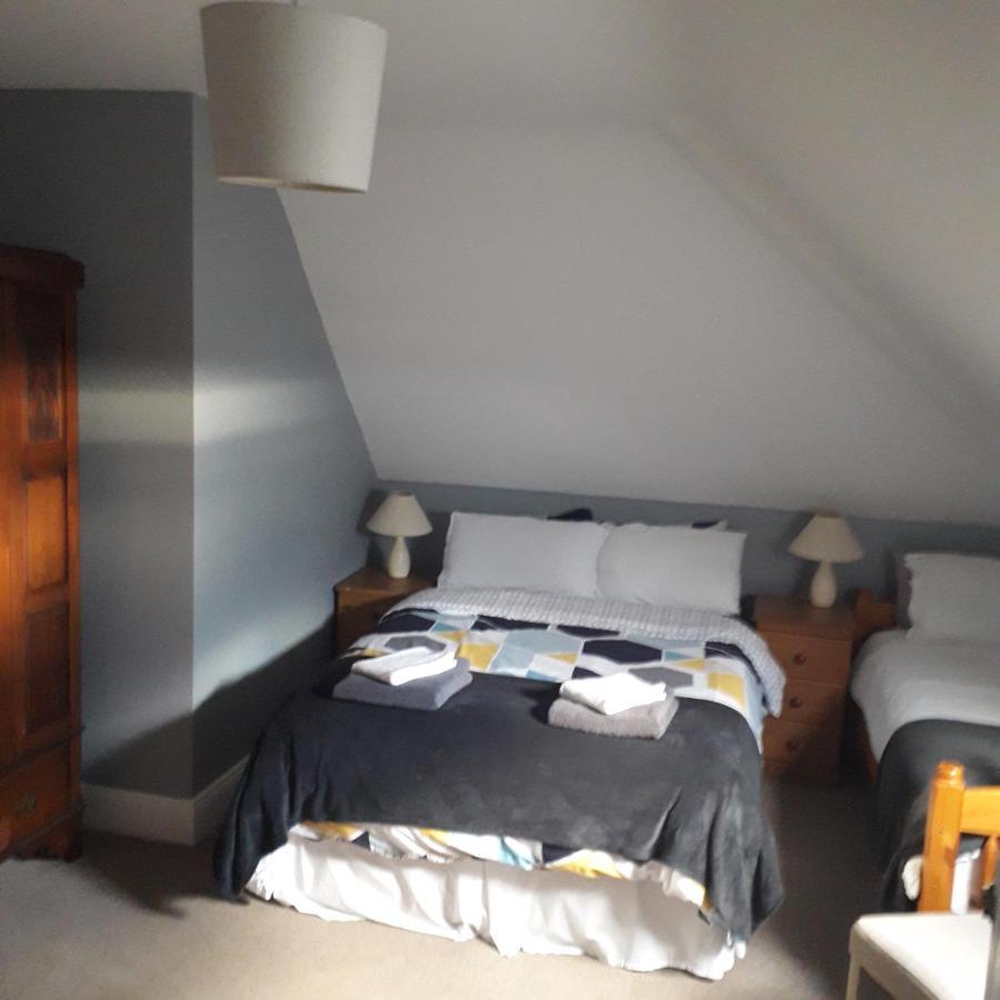 The Curragh Country House Accommodation 쥬브리지 외부 사진