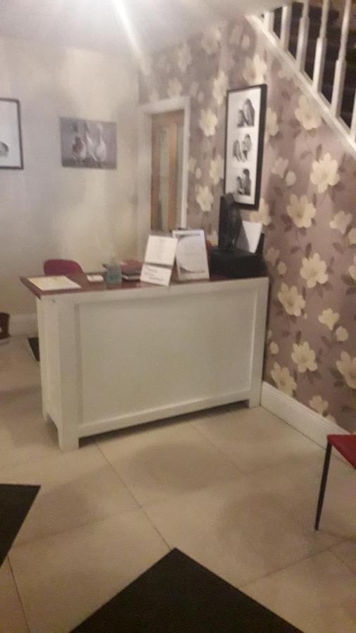 The Curragh Country House Accommodation 쥬브리지 외부 사진