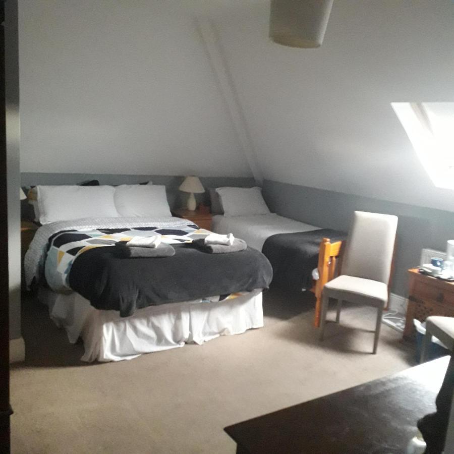 The Curragh Country House Accommodation 쥬브리지 외부 사진