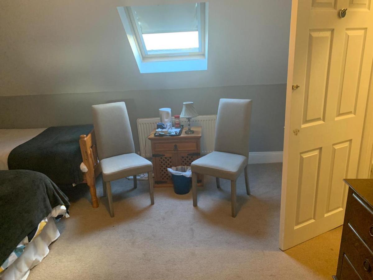 The Curragh Country House Accommodation 쥬브리지 외부 사진
