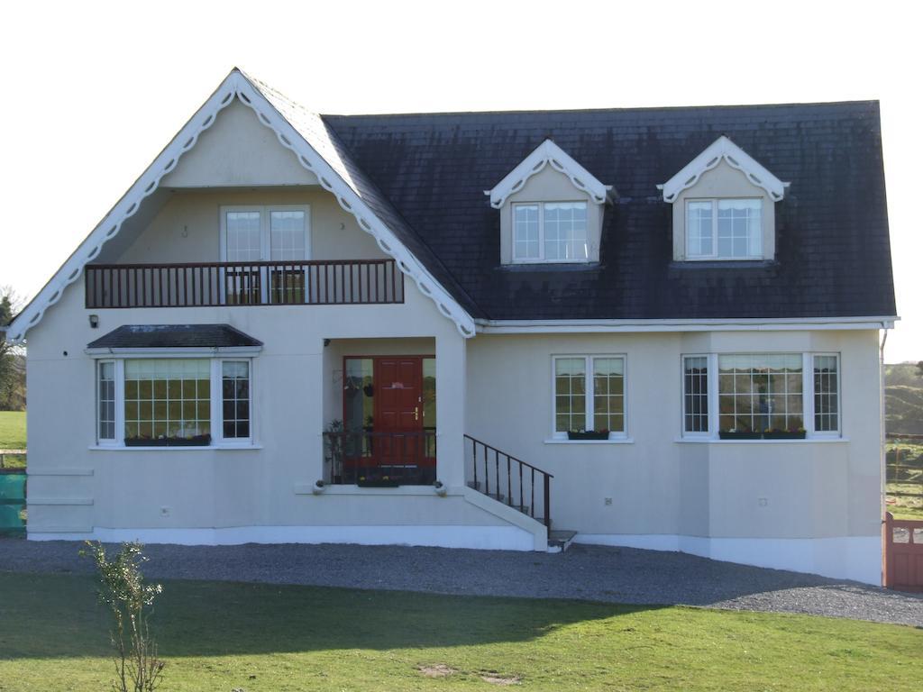 The Curragh Country House Accommodation 쥬브리지 외부 사진
